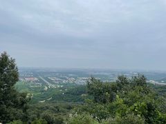 -鬼笑石后山停车场