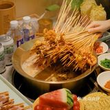 今天运气爆棚啊！！抽到锅底免单！！
