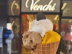 -VENCHI 闻绮(上海佛罗伦萨小镇店)
