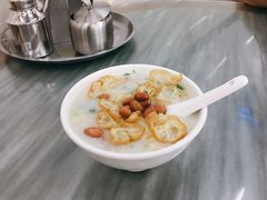 艇仔粥-穗银肠粉店(东川路店)