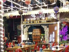 大堂-刘姐啤酒鱼民族演艺餐厅(西街总店)