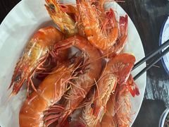 -三亚火车头万人海鲜广场