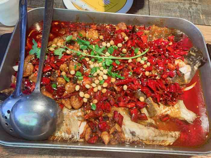 歆鱼坊花千代鲜烤全鱼(亚欧店)-"……97[呲牙]"唯有爱与美食不可