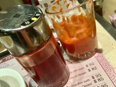 吃云吞面必备的辣椒醤和醋-池记(尖沙咀店)