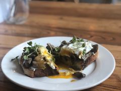 松露蘑菇吐司-Egg•Allday Brunch(襄阳北路店)