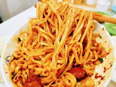 -李与白包子铺(桐梓林店)
