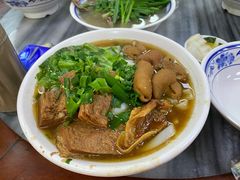 牛腩猪肠河粉-珍珍小食店(西华路店)