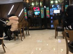 -大光明丽星VIP影城(昌里路杜比全景声店)