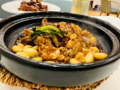 干锅牛蛙-汉通东林海鲜大酒店(鼓楼孝闻街店)