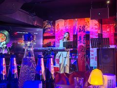 -8+1粤语·Live house