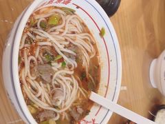 -小椒羊.羊肉粉 龙虾 羊肉串(新地旗舰店)