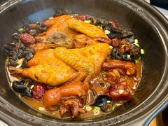 -品海楼·大连海胆锅贴馆(东港店)