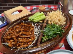 -老郑家东北春饼(龙悦居店)