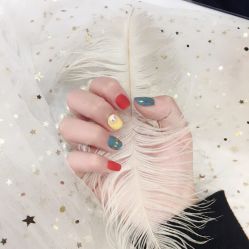 -蜜丝卡伦美甲美睫半永久