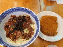 -沪西老弄堂面馆(定西路店)