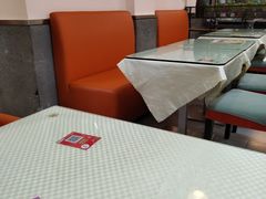 -山村茶餐厅(石岐店)