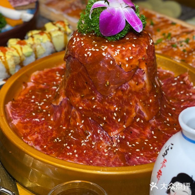 成都老牌日式烧肉丨实惠量大，和牛、五花、寿司好好吃😆