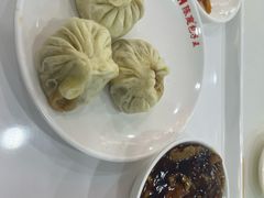 -陈寔包子王·卤煮小肠·京味小吃(龙潭店)