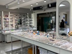 -潘多拉眼镜·蔡司依视路明月(潘家园店)
