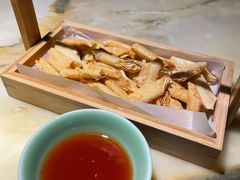 -弄堂里(滨江龙湖天街店)