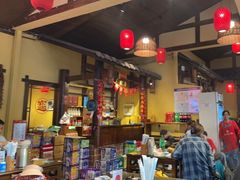 -富正毅三下锅·湘西韵味(天门山索道店)