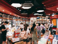 -西西弗书店(城西银泰城店)