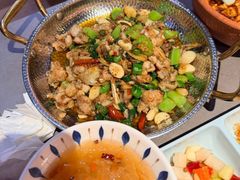 -川芙蓉·市井老川菜(长寿路店)
