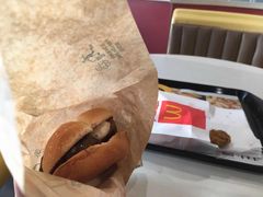 -麦当劳(百联西郊购物中心店)