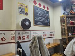 -明姨仔潮汕美食·碳炉猪脚·汕尾牛腩饭·起片鸡煲(起义路店)