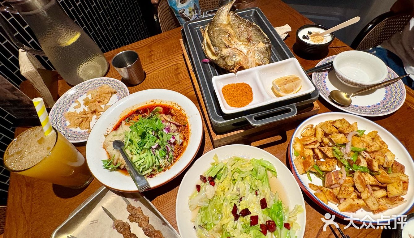 耶里夏丽·新疆菜-探店小记，新疆菜！