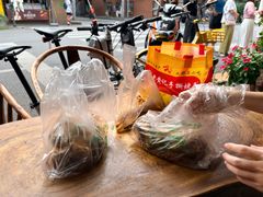 -老黄记手撕烤兔(玉林街店)