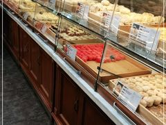 面包甜点陈列柜-清真全盛斋传统糕点(西羊市店)