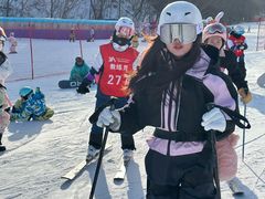 -亚布力新体委滑雪场