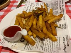 -1886德国汽车餐厅(外滩十六铺码头店)