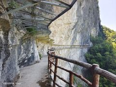 -鹿院坪生态旅游景区