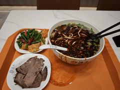 -德元兰州纯汤牛肉面(龙阳路店)