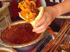 -老鼓楼麻辣烫夹馍