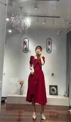 -NaNa婚纱礼服馆