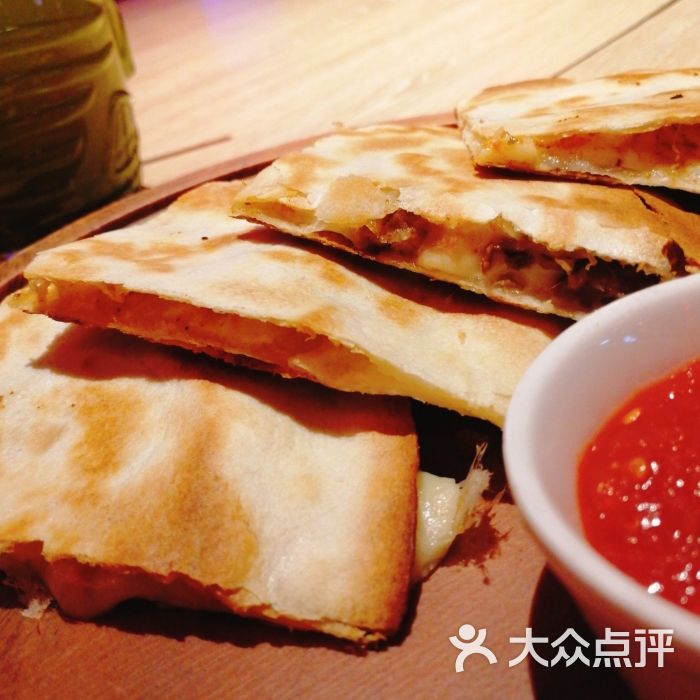 墨西哥奶酪牛肉薄饼