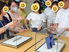 -华为授权体验店(中山公园来福士)