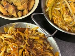 -满格嗦新疆椒麻鸡火锅.炒米粉(川大江安校区店)