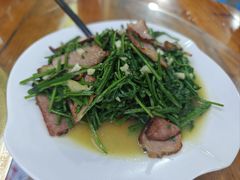 -邹胖哥好好吃餐馆(荔波美食街店)
