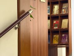 -上海市静安区图书馆(新闸路馆)