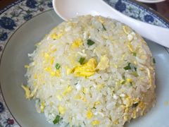蛋炒饭-炉小二铜锅牛蛙•川湘菜(三里屯店)