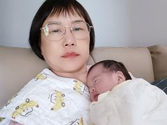 -爱的果实月嫂育婴师(世纪东方店)
