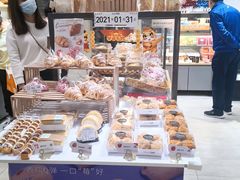 面包甜点陈列柜-BreadTalk面包新语·烘焙蛋糕(佐阾虹湾购物中心店)