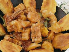 -鹤乡东北菜(崮山路店)