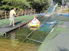 -安吉龙王山峡谷漂流