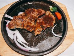 -享遇.锅姥姥牛排海鲜自助(小寨店)