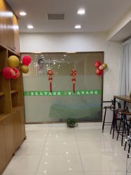 -苗医生专业祛痘·皮肤管理